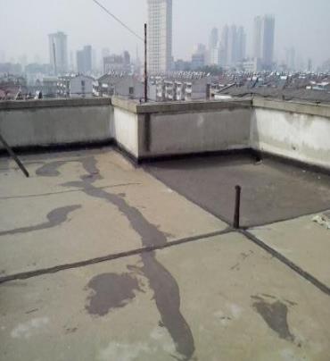 安次漏水维修 楼顶漏水是什么原因，楼顶漏水维修方法是什么?