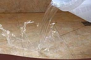 安次漏水维修 免砸砖防水材料该如何施工